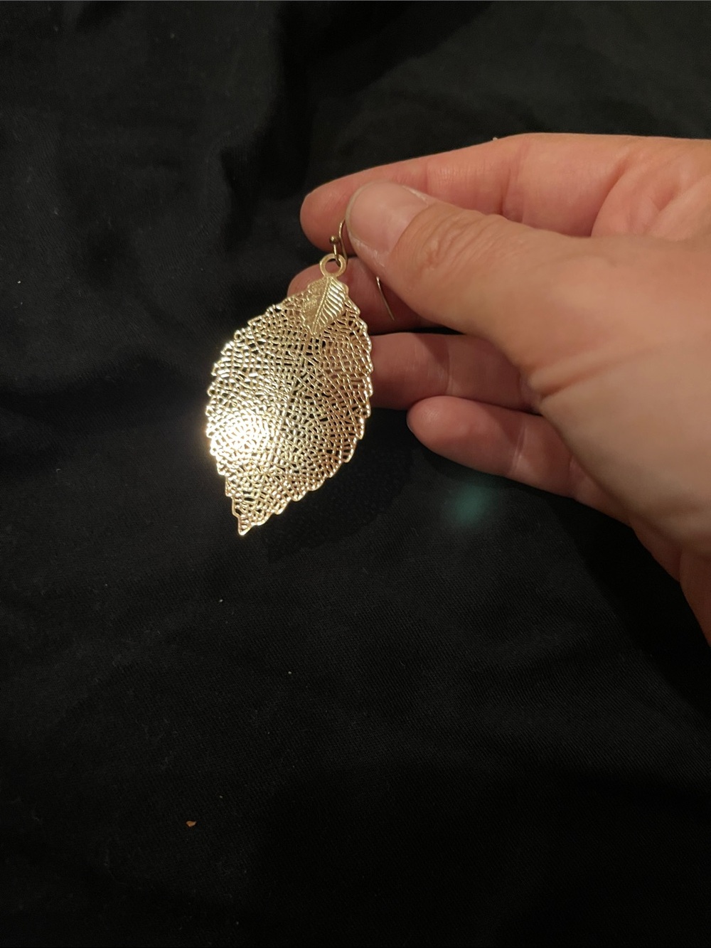 Golden leaf pendant